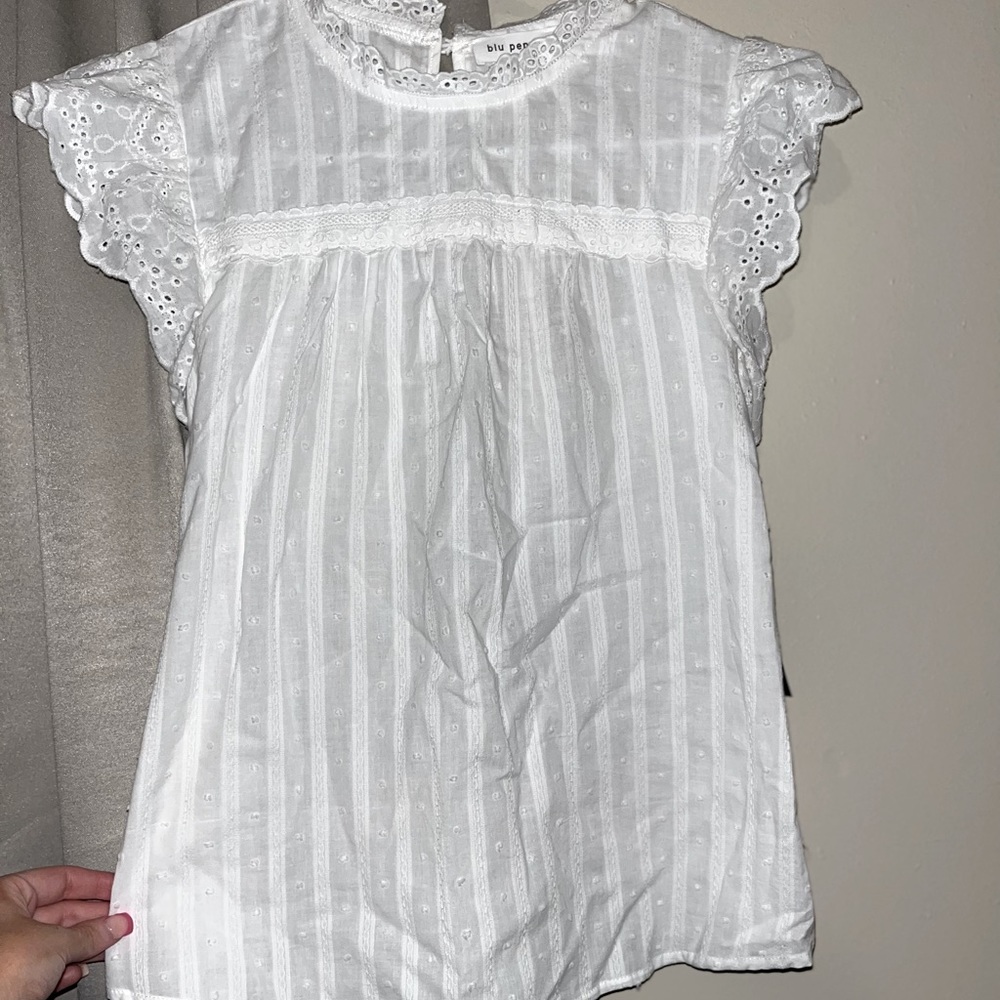 White boutique top